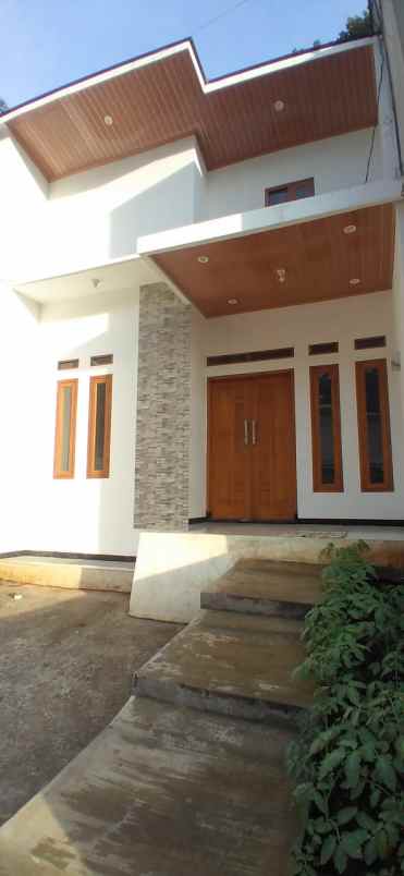 dijual rumah jl letda lukito jatiroke