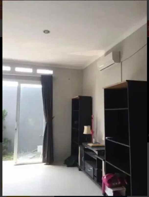 dijual rumah jl limo cinere depok jawa