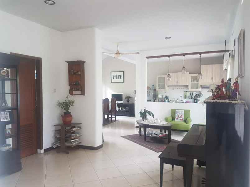 dijual rumah jl limo cinere depok jawa