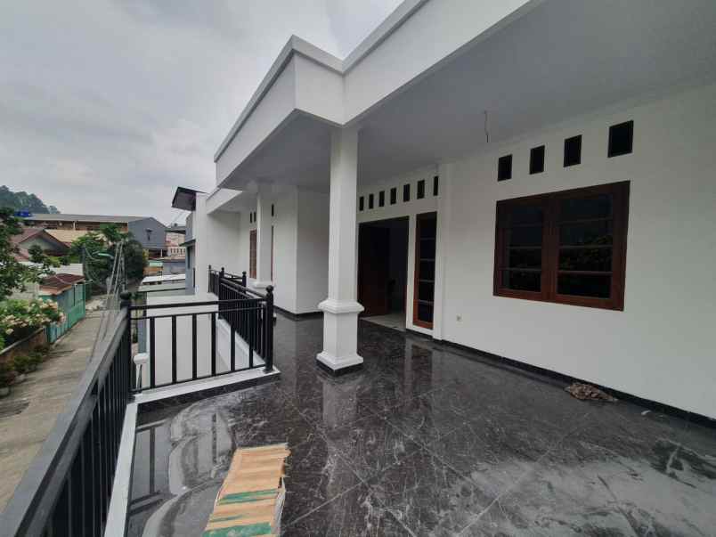 dijual rumah jl lingkar duren sawit