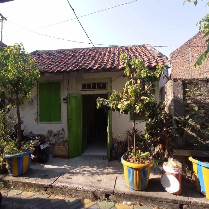 dijual rumah jl maspati surabaya