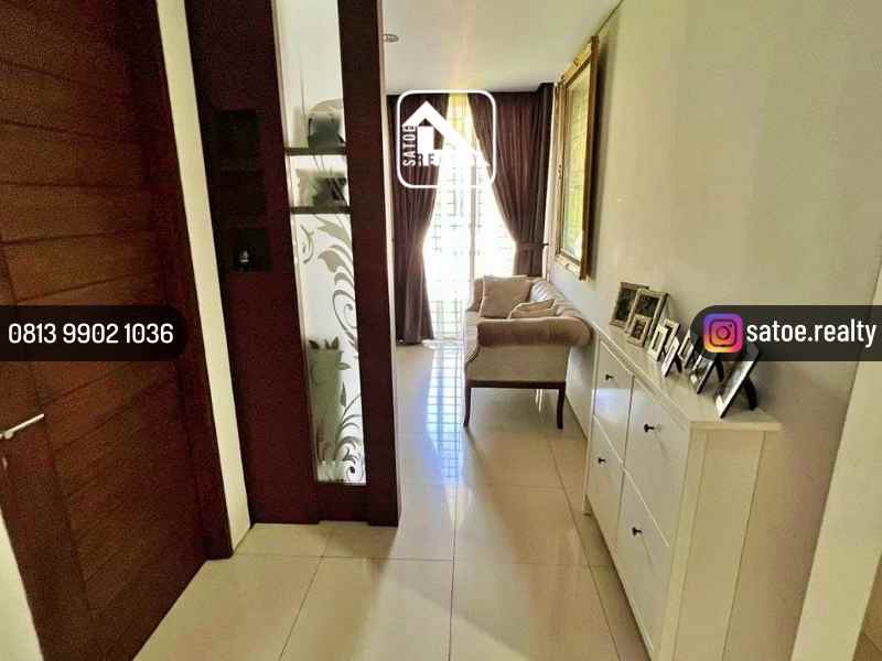 dijual rumah jl meruya selatan joglo