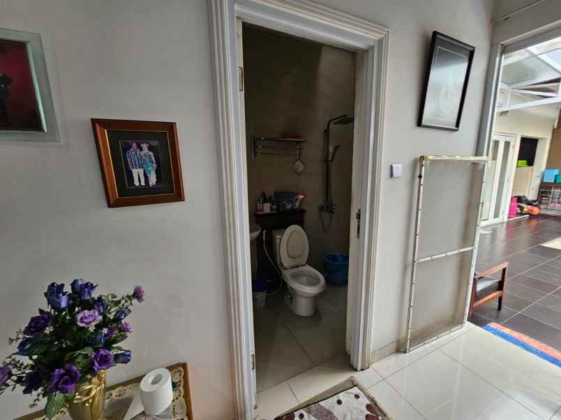 dijual rumah jl muara