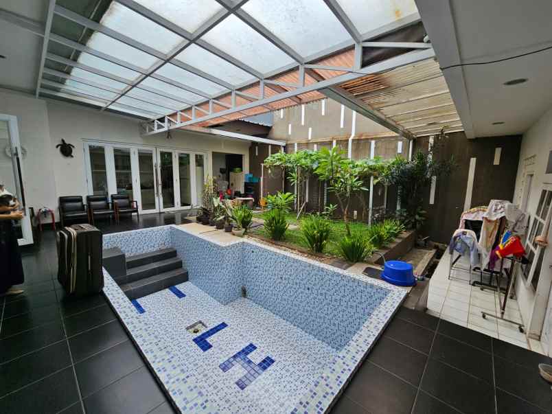 dijual rumah jl muara