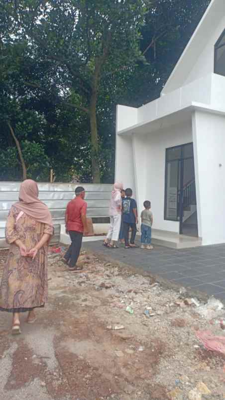 dijual rumah jl pabuaran jatirangon