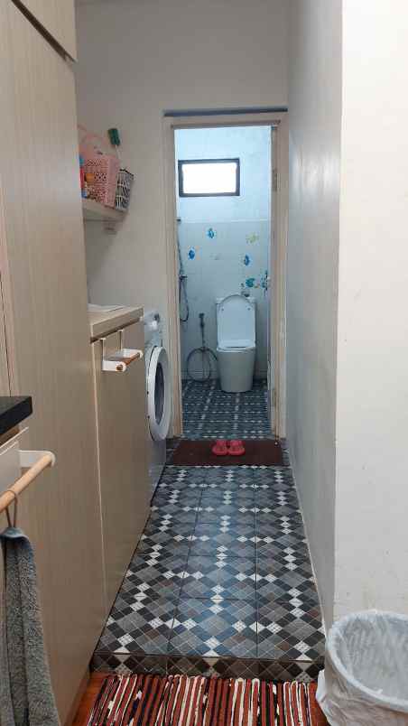 dijual rumah jl pasiluhur padasuka