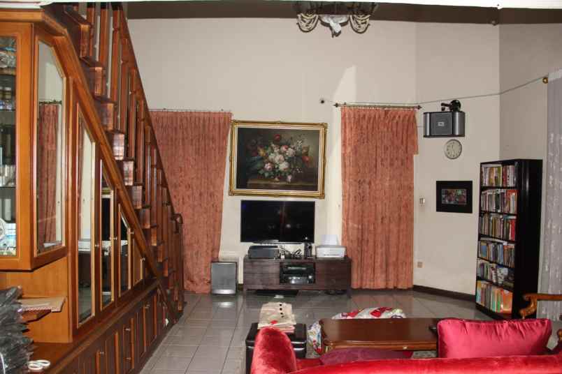 dijual rumah jl permata hijau grogol