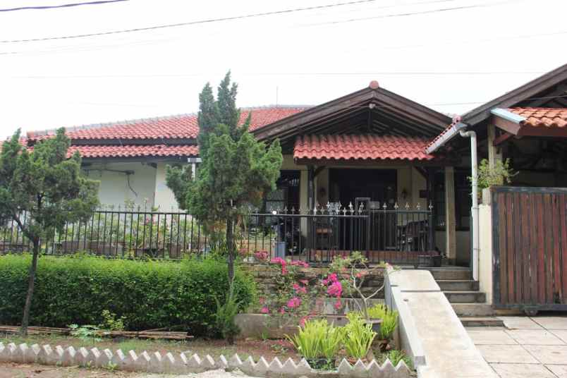 dijual rumah jl permata hijau grogol