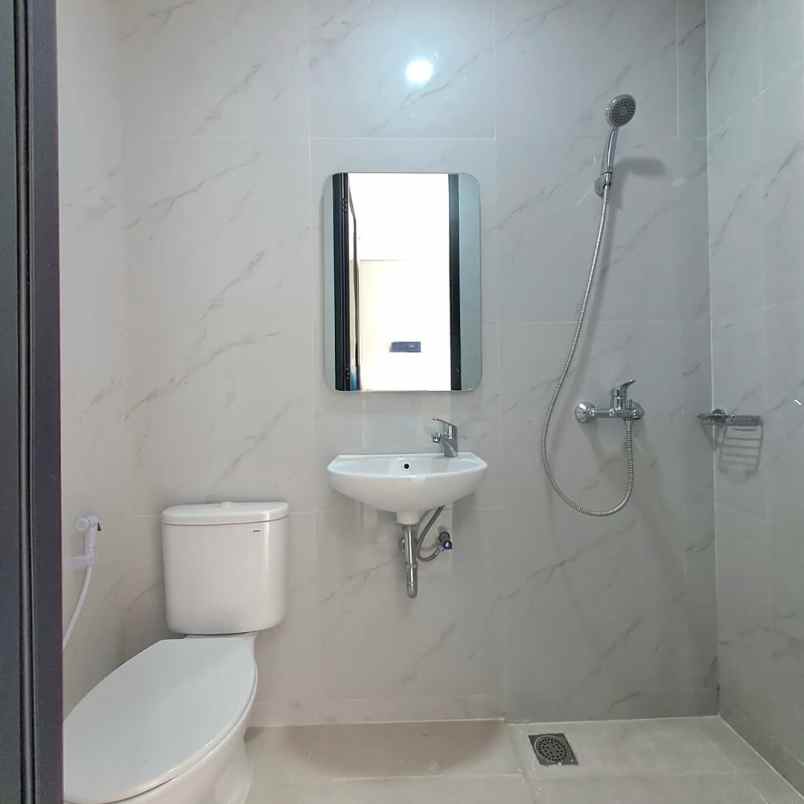 dijual rumah jl pondok labu cilandak