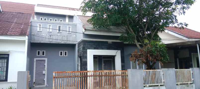 dijual rumah jl purwodadi