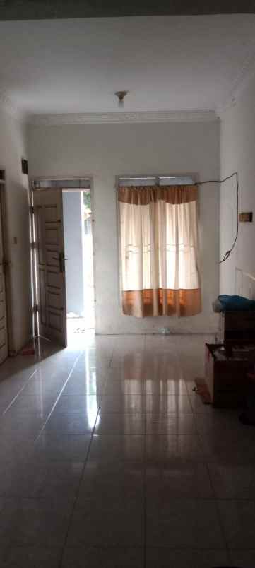 dijual rumah jl purwodadi