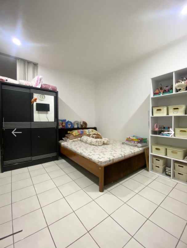 dijual rumah jl rancamanyar turangga