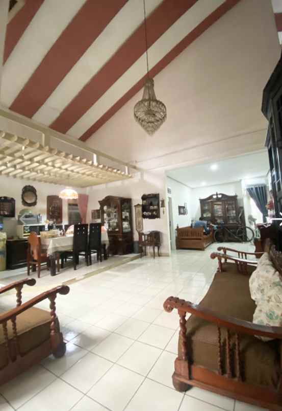 dijual rumah jl rancamanyar turangga