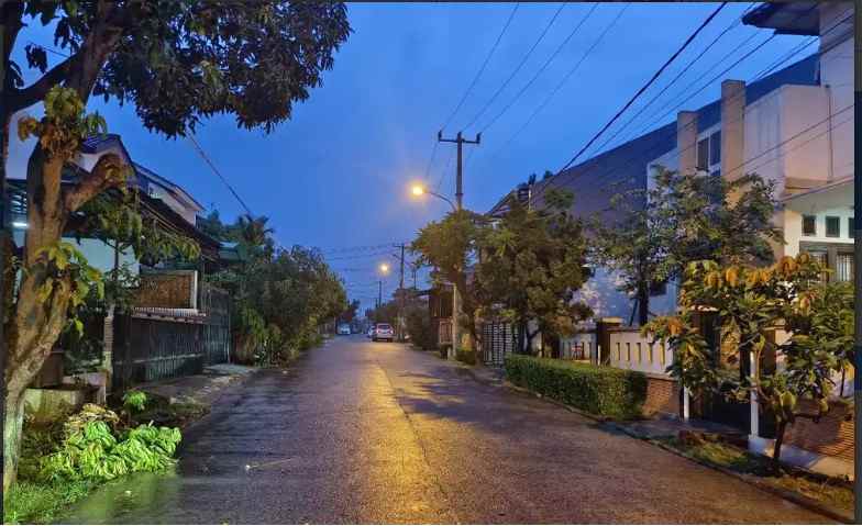 dijual rumah jl raya baru no 1 bukit