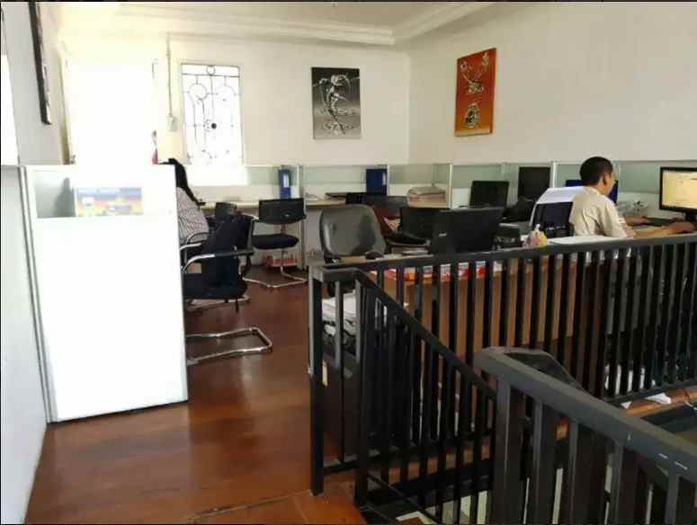 dijual rumah jl raya baru no 1 bukit