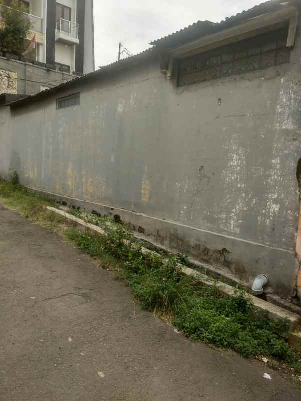 dijual rumah jl raya noer alie kalimalang