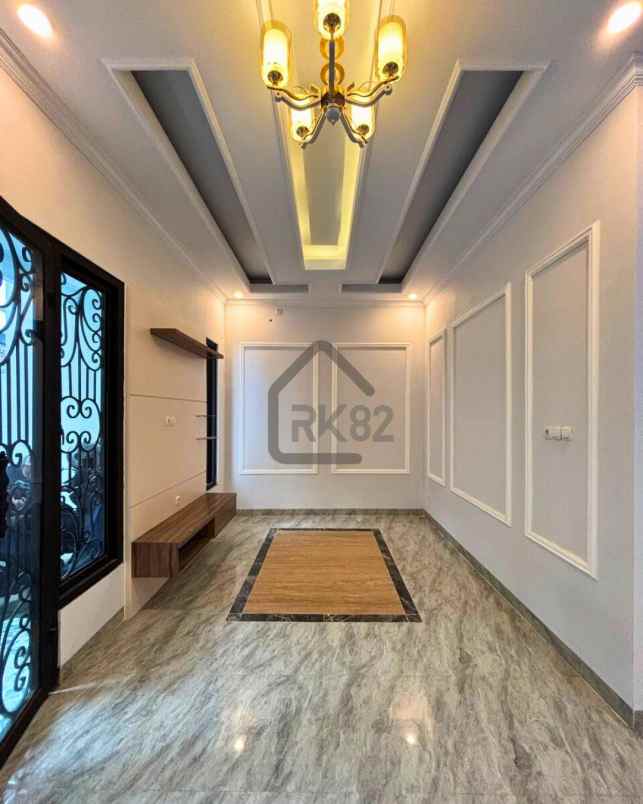 dijual rumah jl sadar jagakarsa