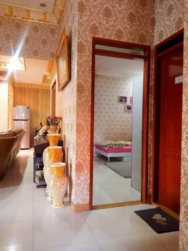 dijual rumah jl setra dago utara