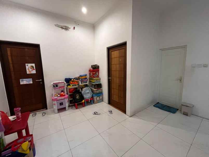 dijual rumah jl sumagung kelapa gading