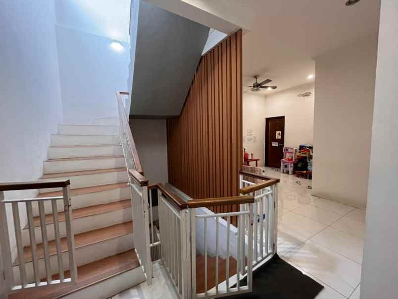 dijual rumah jl sumagung kelapa gading