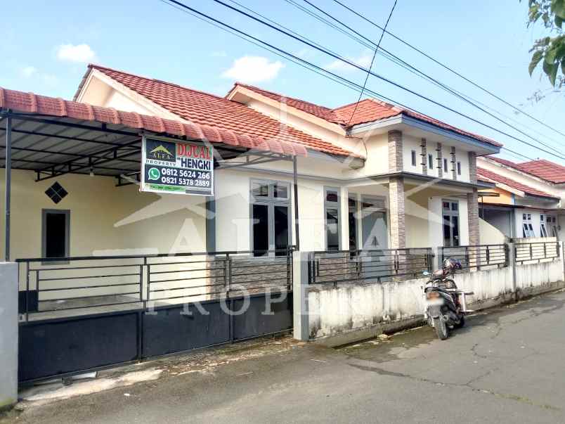 dijual rumah jl sungai raya dalam komp