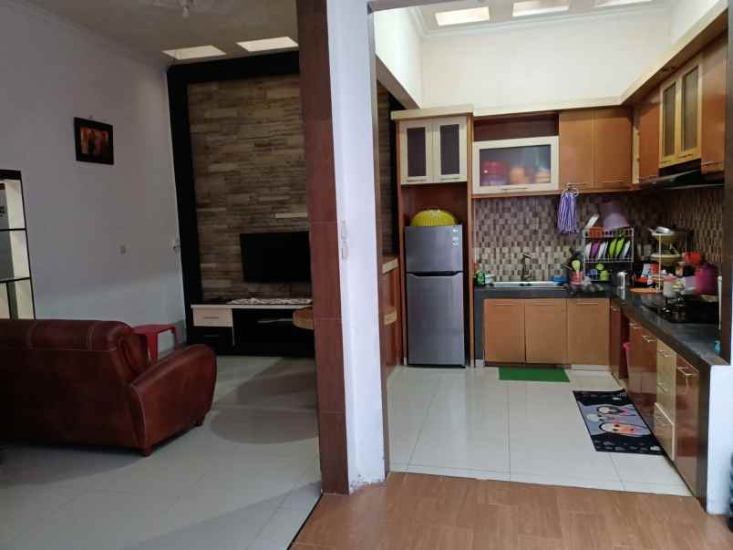 dijual rumah jl terusan pembangunan