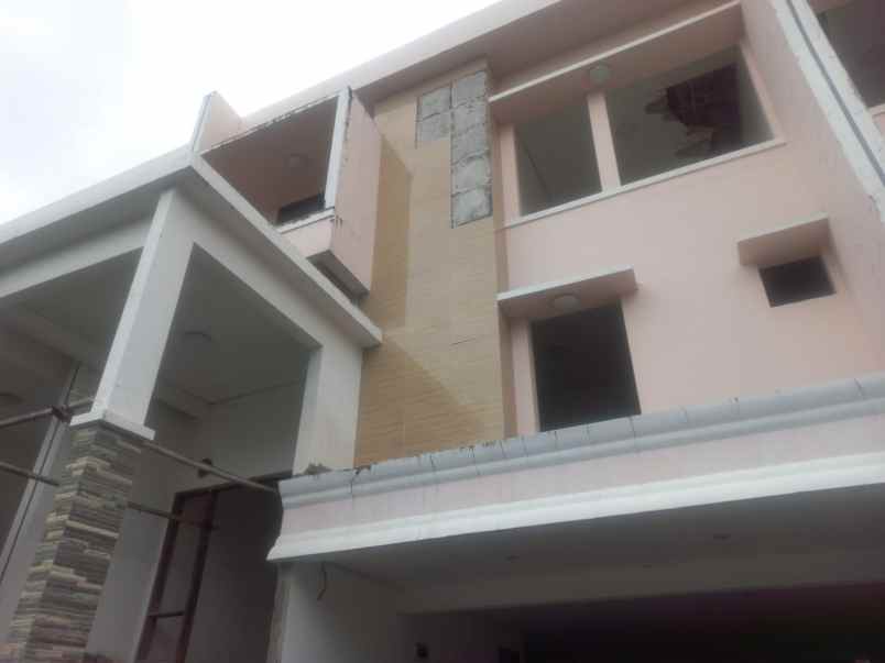 dijual rumah jl urip sumoharjo ii perum