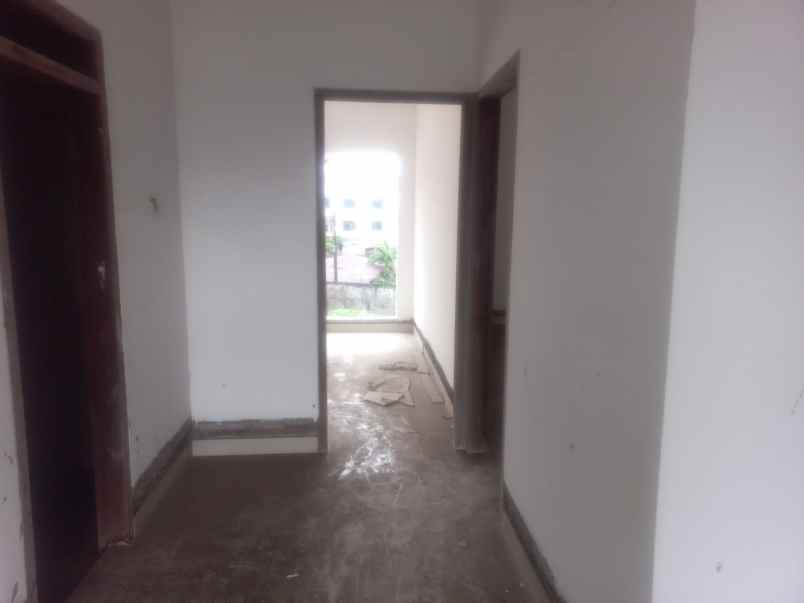 dijual rumah jl urip sumoharjo ii perum
