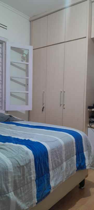 dijual rumah jln jayagiri 2 dekat pasar