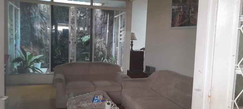 dijual rumah jln jayagiri 2 dekat pasar