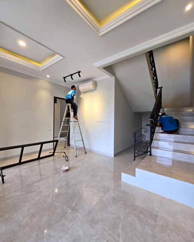 dijual rumah jln kahfi 1 jagakarsa jaksel