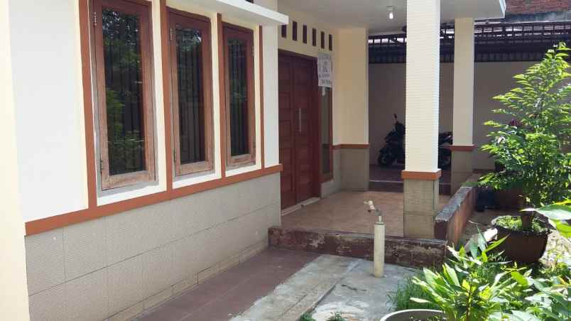 dijual rumah jln larangan indah raya
