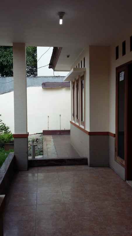 dijual rumah jln larangan indah raya
