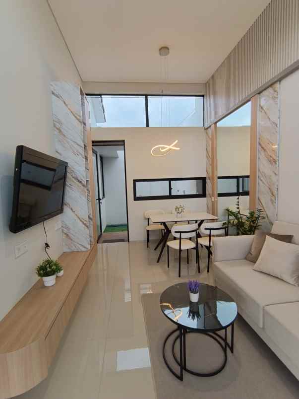 dijual rumah jln mayang tegalluar