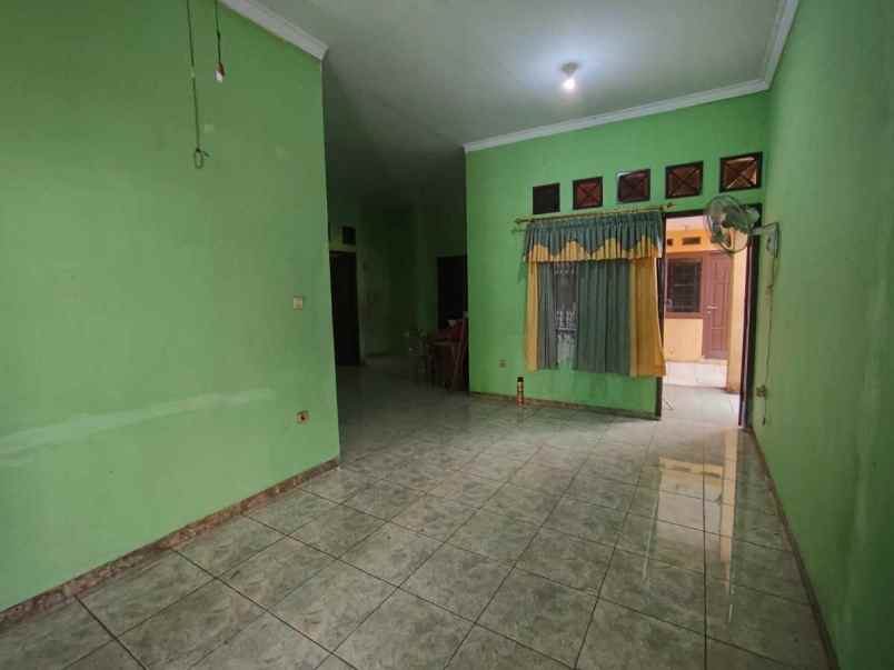 dijual rumah kalumulya raya