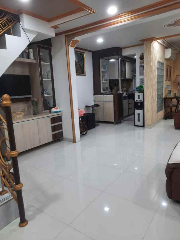 dijual rumah kapin jatibening pondok