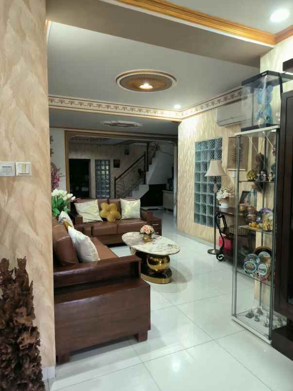 dijual rumah kapin jatibening pondok