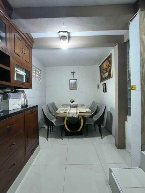 dijual rumah kapin jatibening pondok