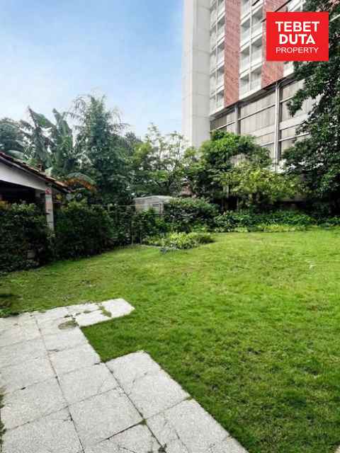 dijual rumah kebayoran baru