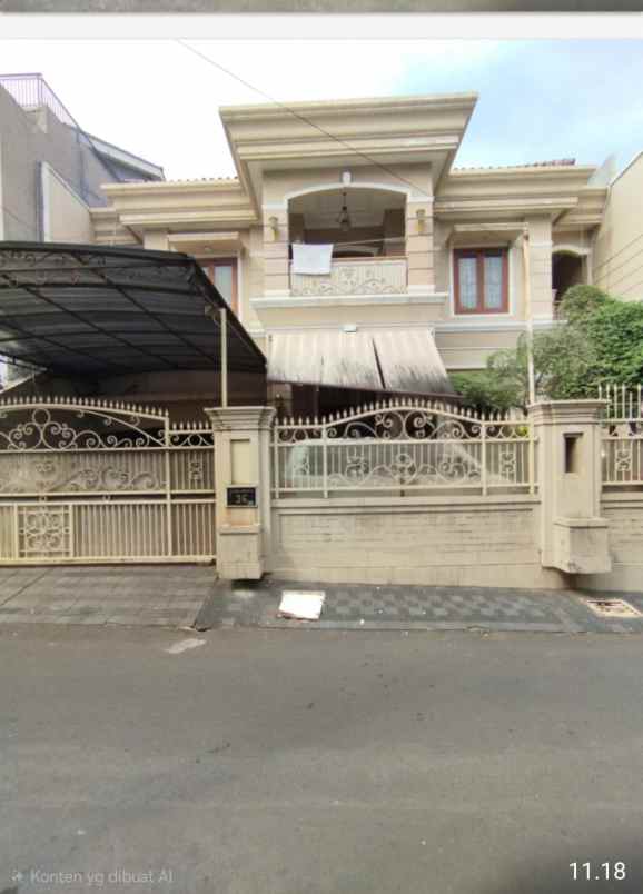 dijual rumah kebayoran lama