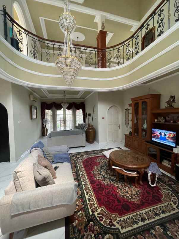 dijual rumah kebon baru tebet