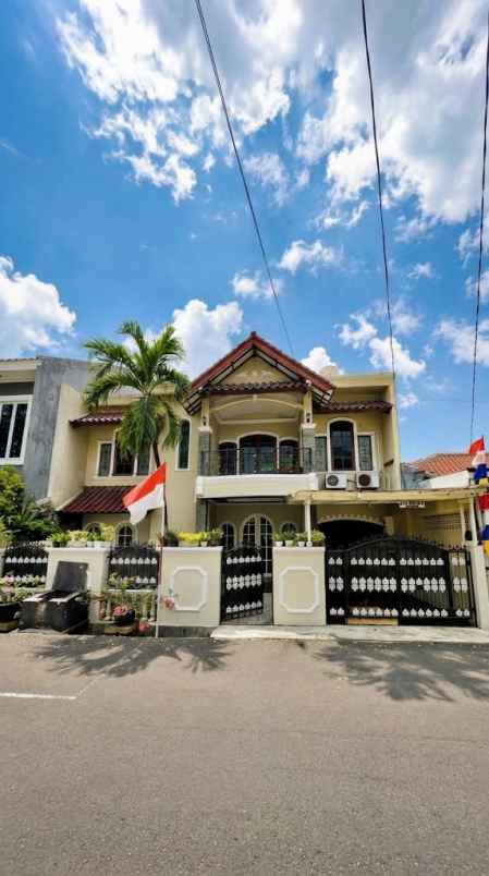 dijual rumah kebon baru tebet