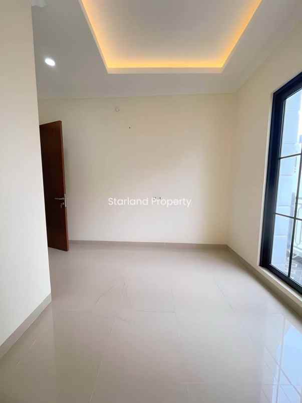 dijual rumah kebon jeruk jakbar