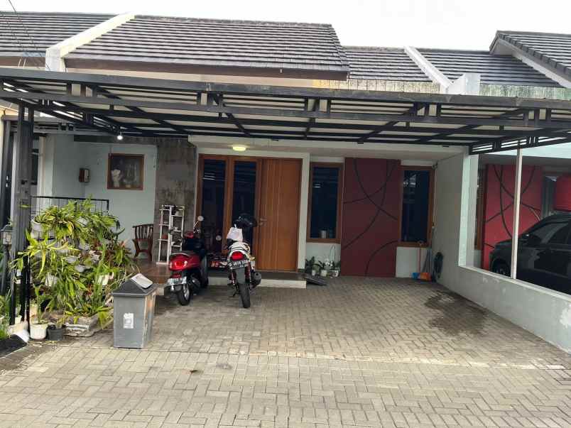 dijual rumah kec cimahi tengah