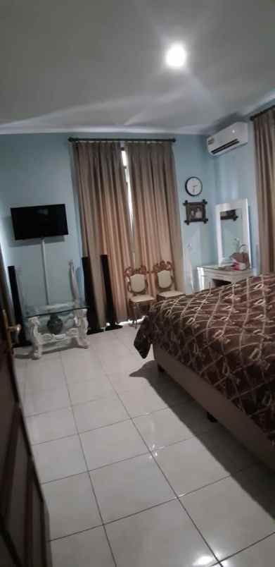 dijual rumah kemang pratama 3
