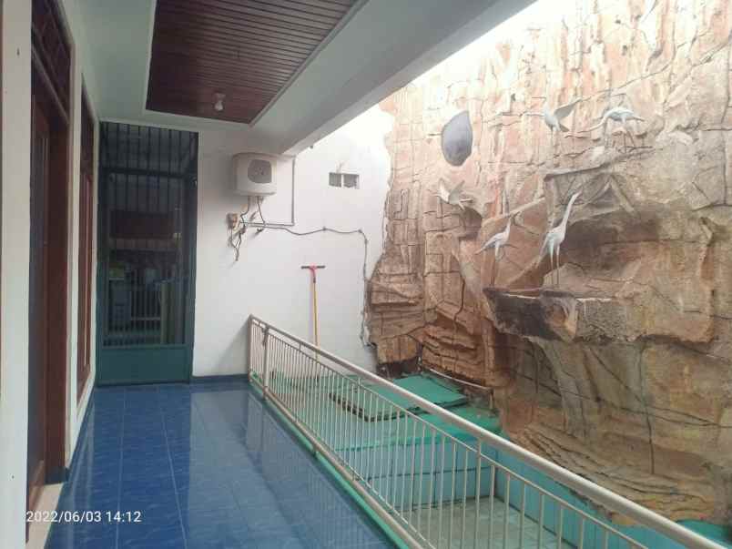 dijual rumah kemang selatan bangka