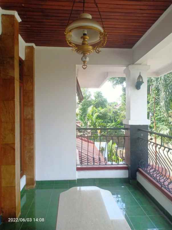 dijual rumah kemang selatan bangka