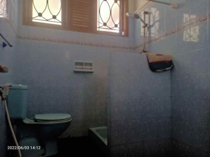 dijual rumah kemang selatan bangka