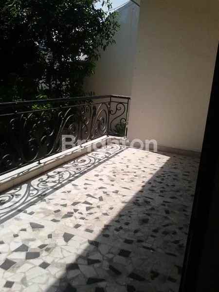 dijual rumah kemang timur jakarta selatan