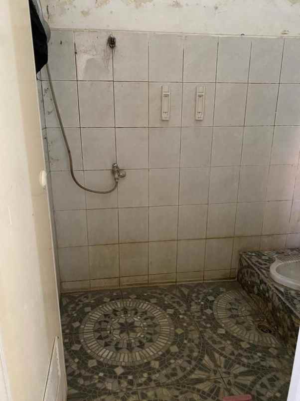 dijual rumah komp buana citra ciwastra